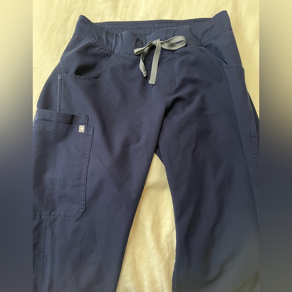 Figs Women's Navy Cargo Pants